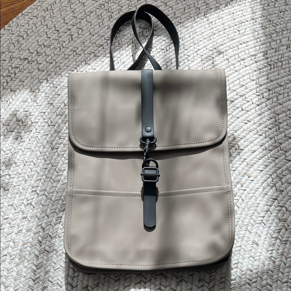 Rains Backpack Beige